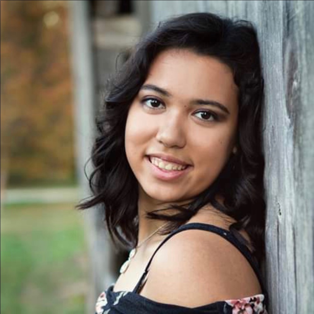 Meet your Posher, Julia